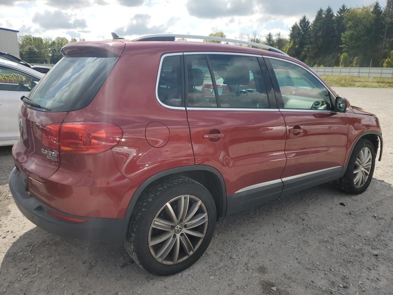 2015 Volkswagen Tiguan - zdjęcie 3
