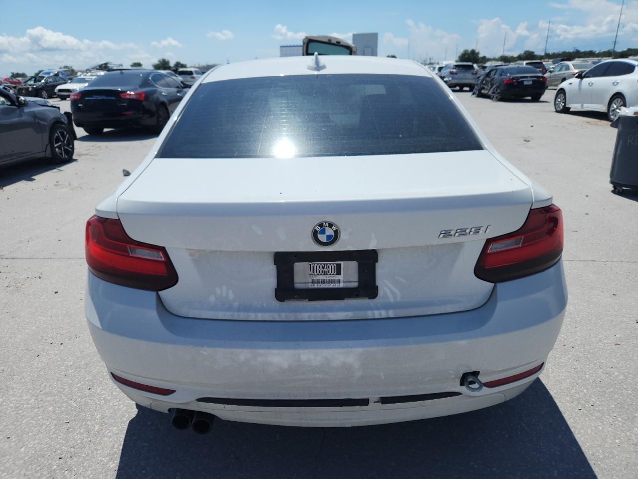 2015 BMW 228 I - zdjęcie 11