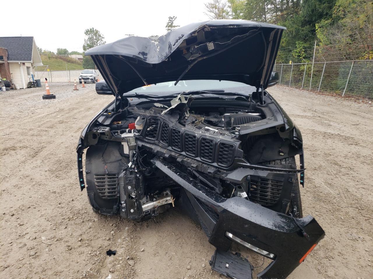 2024 Jeep Grand Cherokee - zdjęcie 5