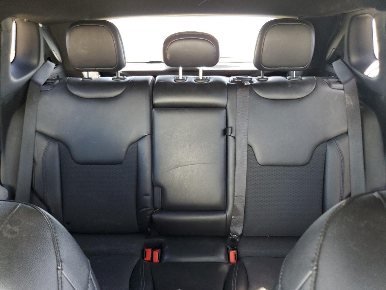 2025 Jeep Compass Latitude - zdjęcie 10