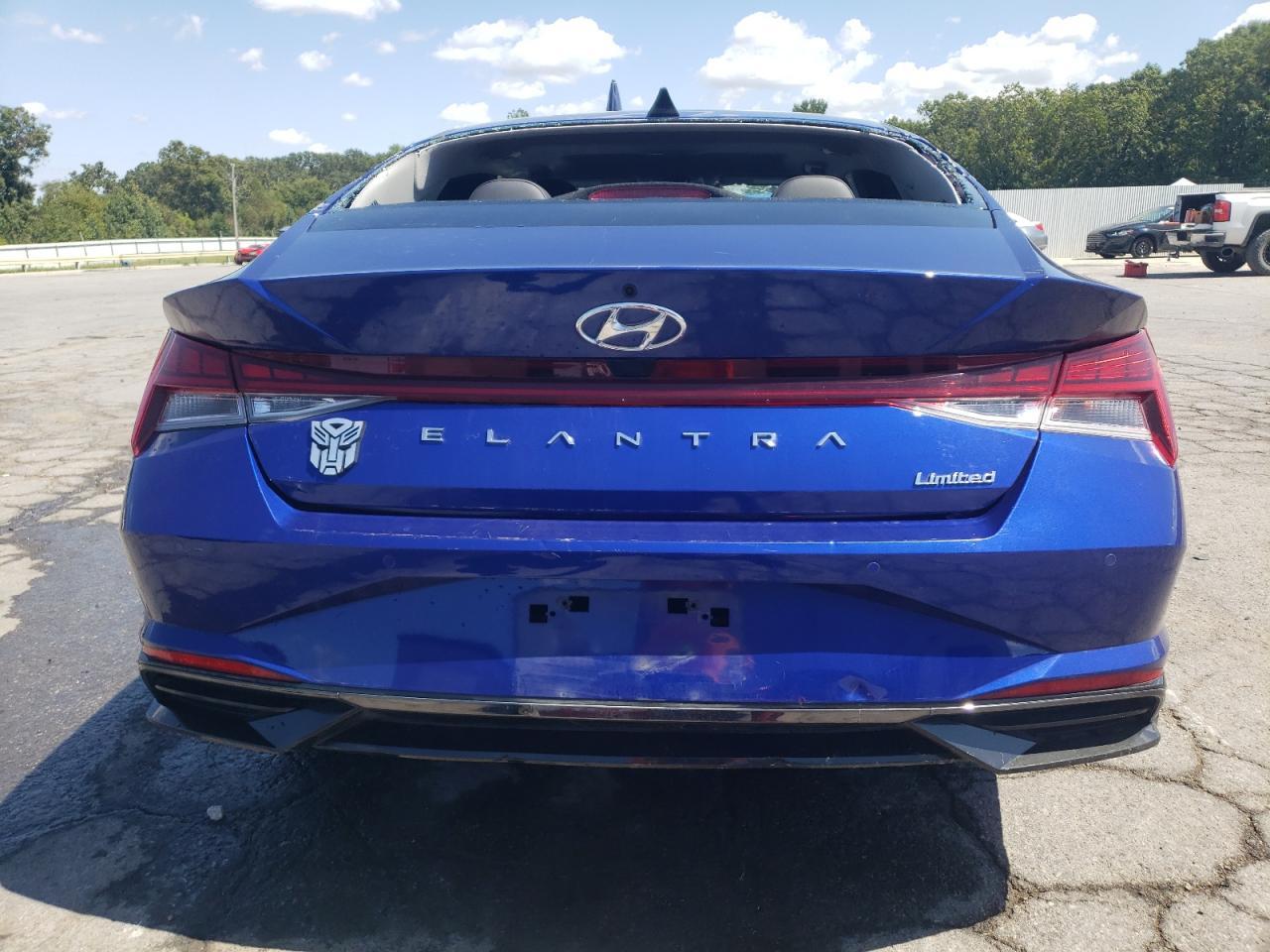 2023 Hyundai Elantra Limited - zdjęcie 6