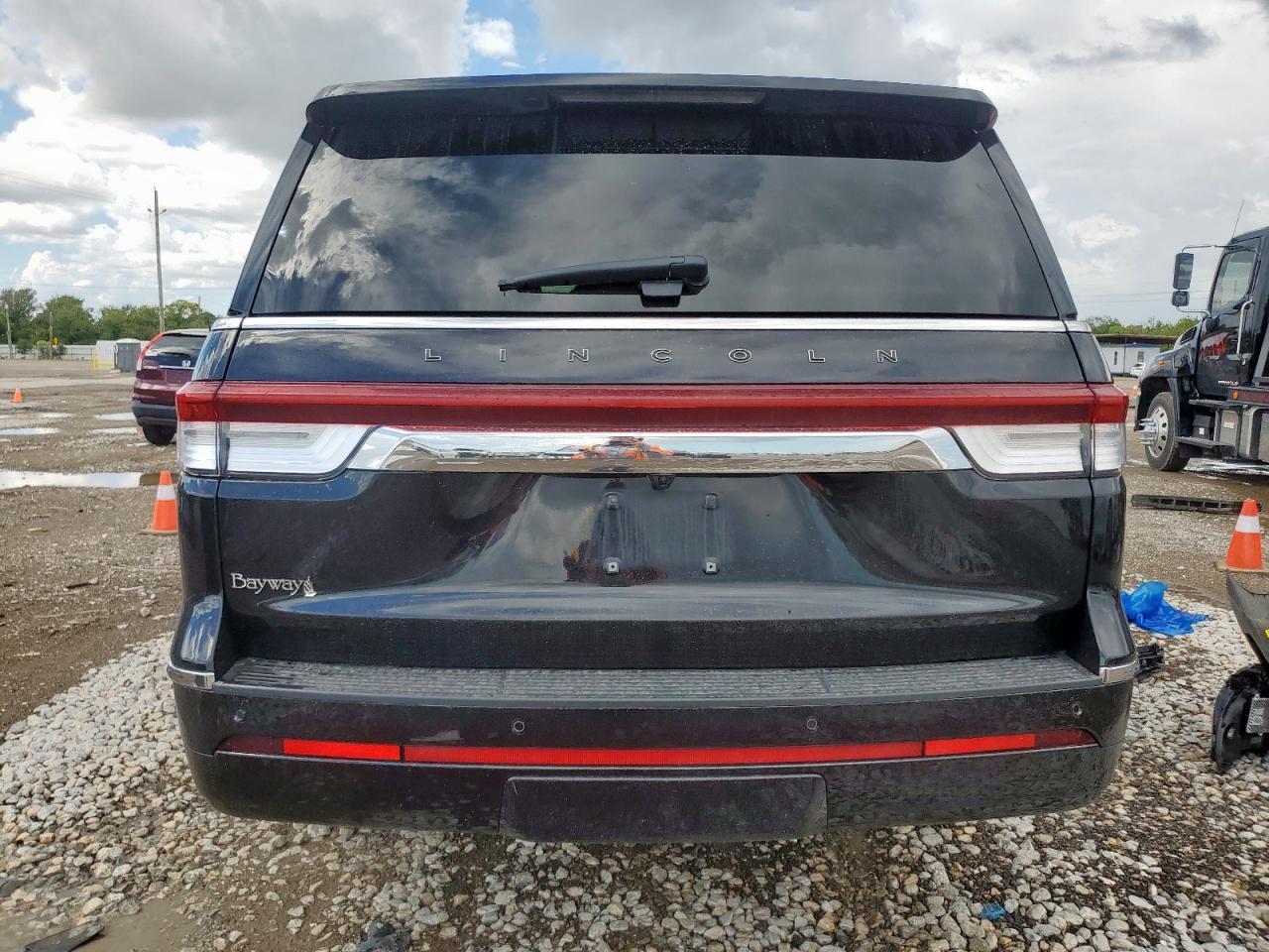 2023 Lincoln Navigator L Black Label - zdjęcie 6