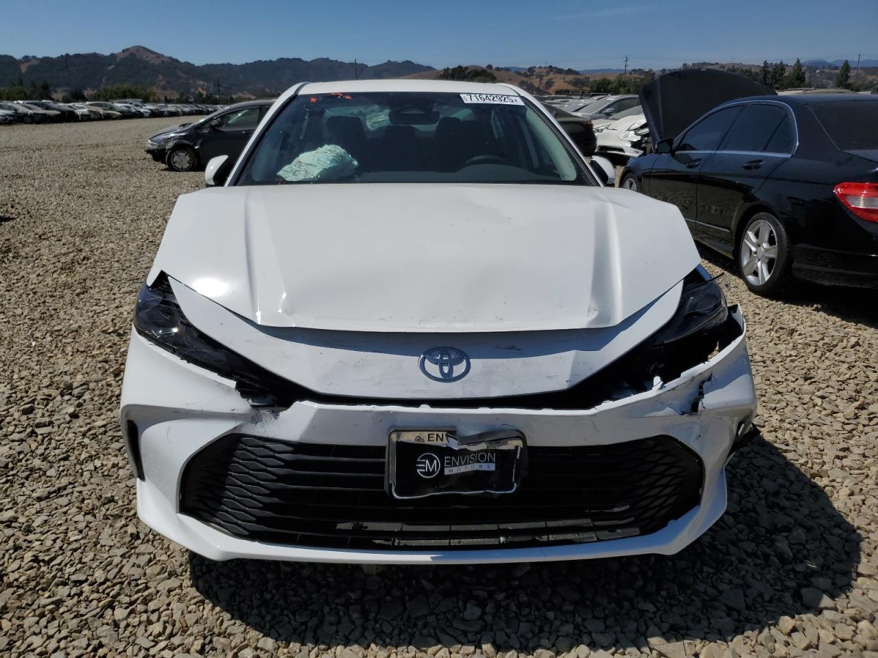 2025 Toyota Camry - zdjęcie 5