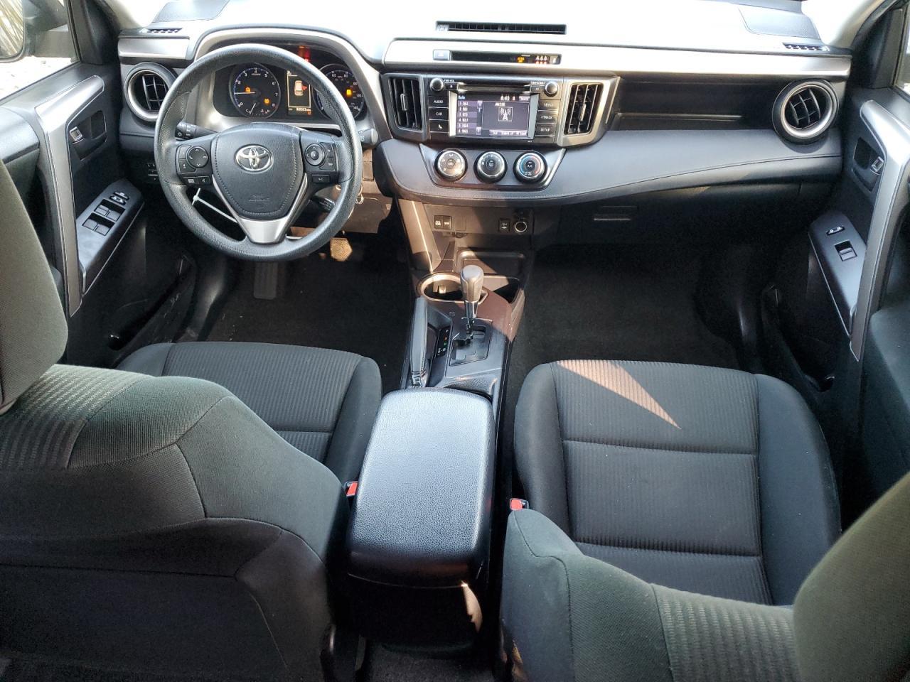 2018 Toyota Rav4 Le - zdjęcie 8