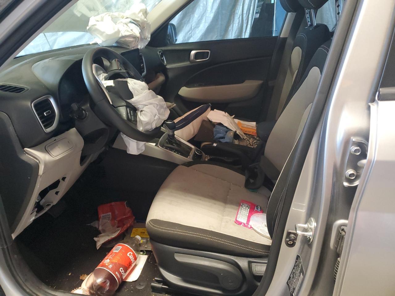 2024 Hyundai Venue Sel - zdjęcie 7