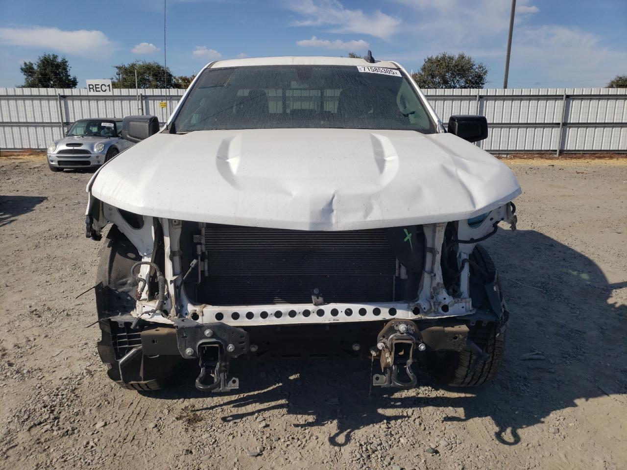 2019 Chevrolet Silverado - zdjęcie 5