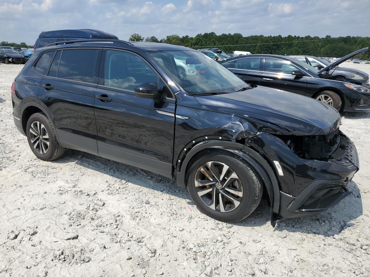 2022 Volkswagen Tiguan S - zdjęcie 4