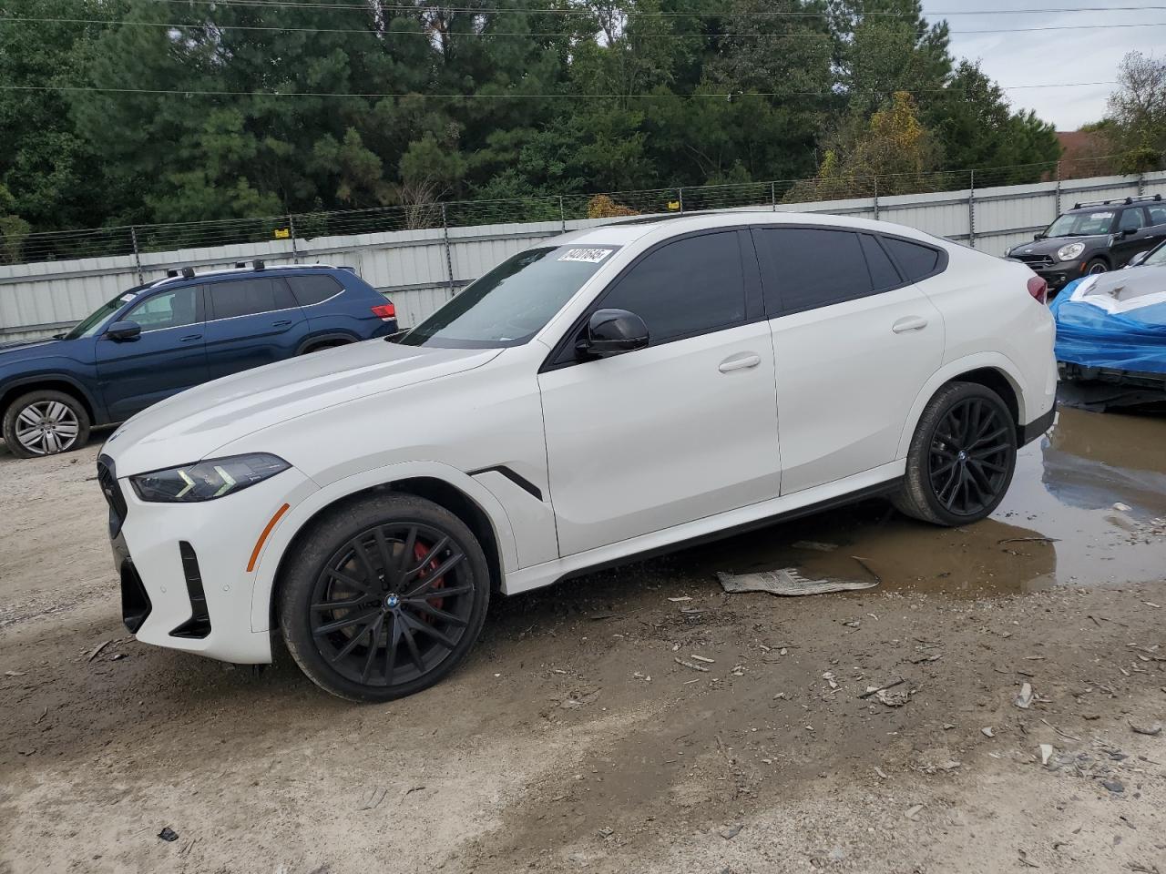 2024 BMW X6 M60I - zdjęcie główne
