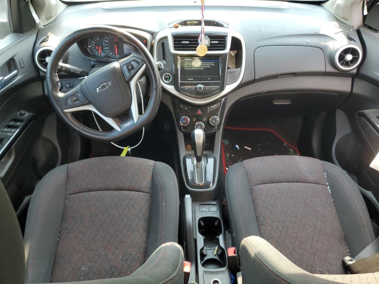 2019 Chevrolet Sonic Lt - zdjęcie 8