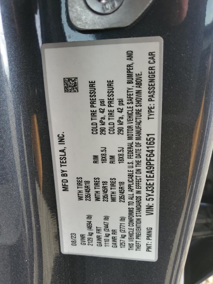 2023 Tesla Model 3 - zdjęcie 13