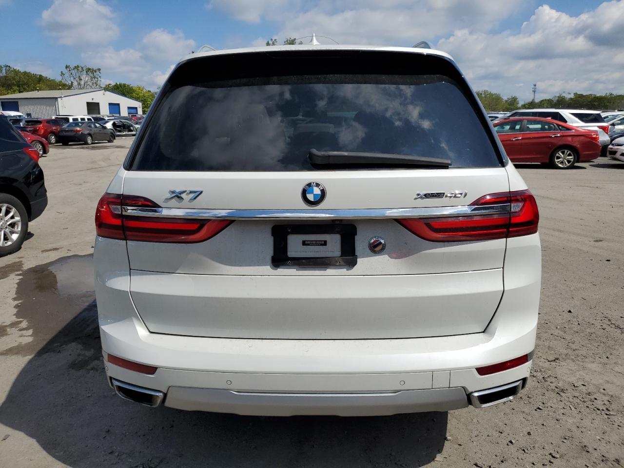 2020 BMW X7 xDrive40I - zdjęcie 6