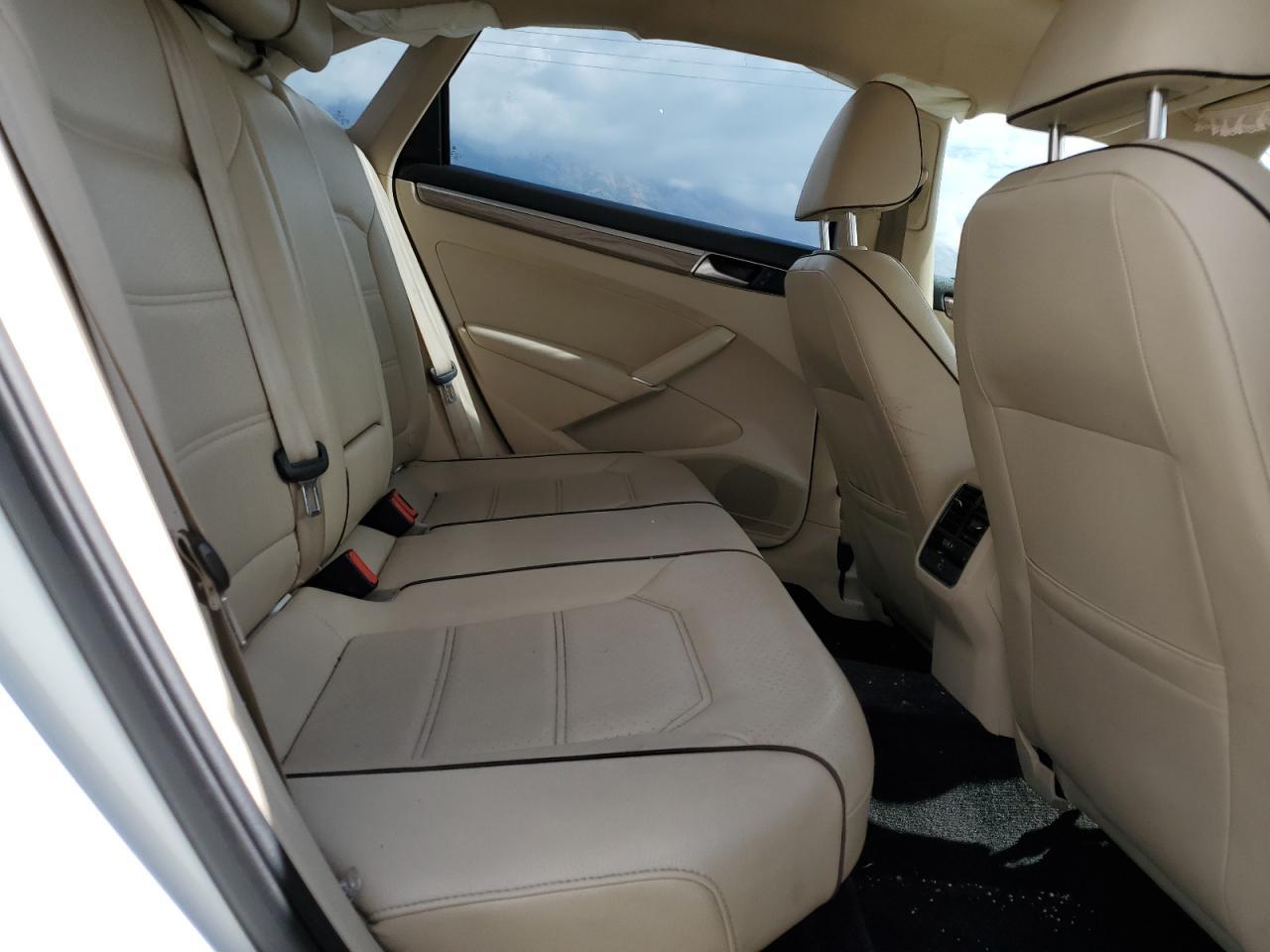 2016 Volkswagen Passat Se - zdjęcie 10