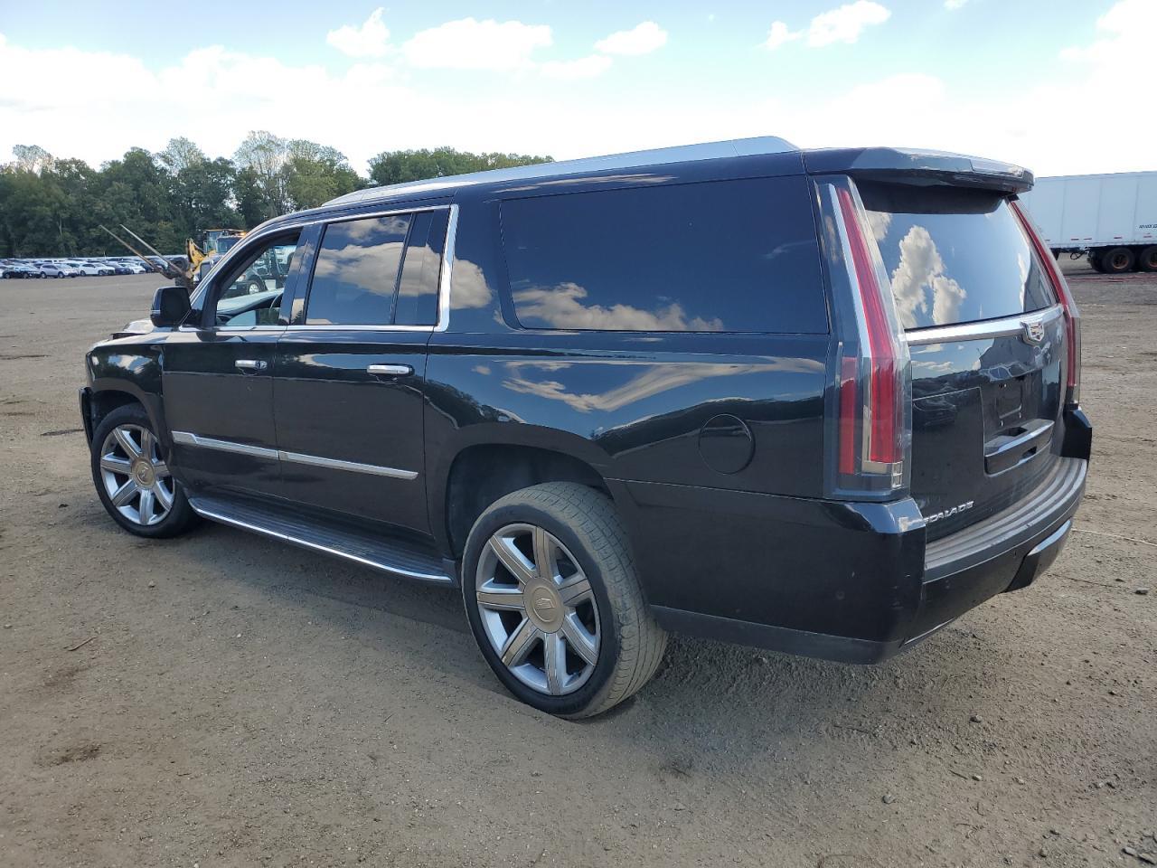 2018 Cadillac Escalade Esv Luxury - zdjęcie 2
