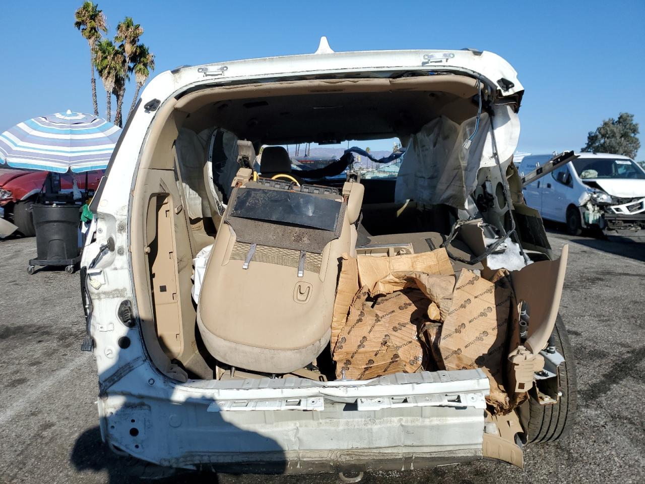 2016 Kia Sedona Lx - zdjęcie 6