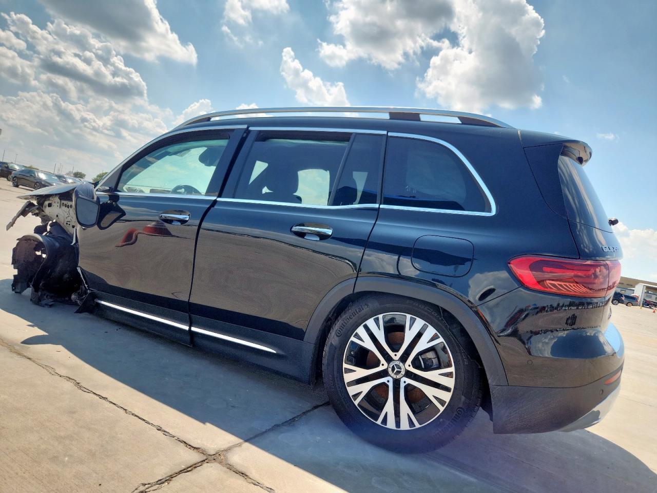 2024 Mercedes-Benz GLB - zdjęcie 2