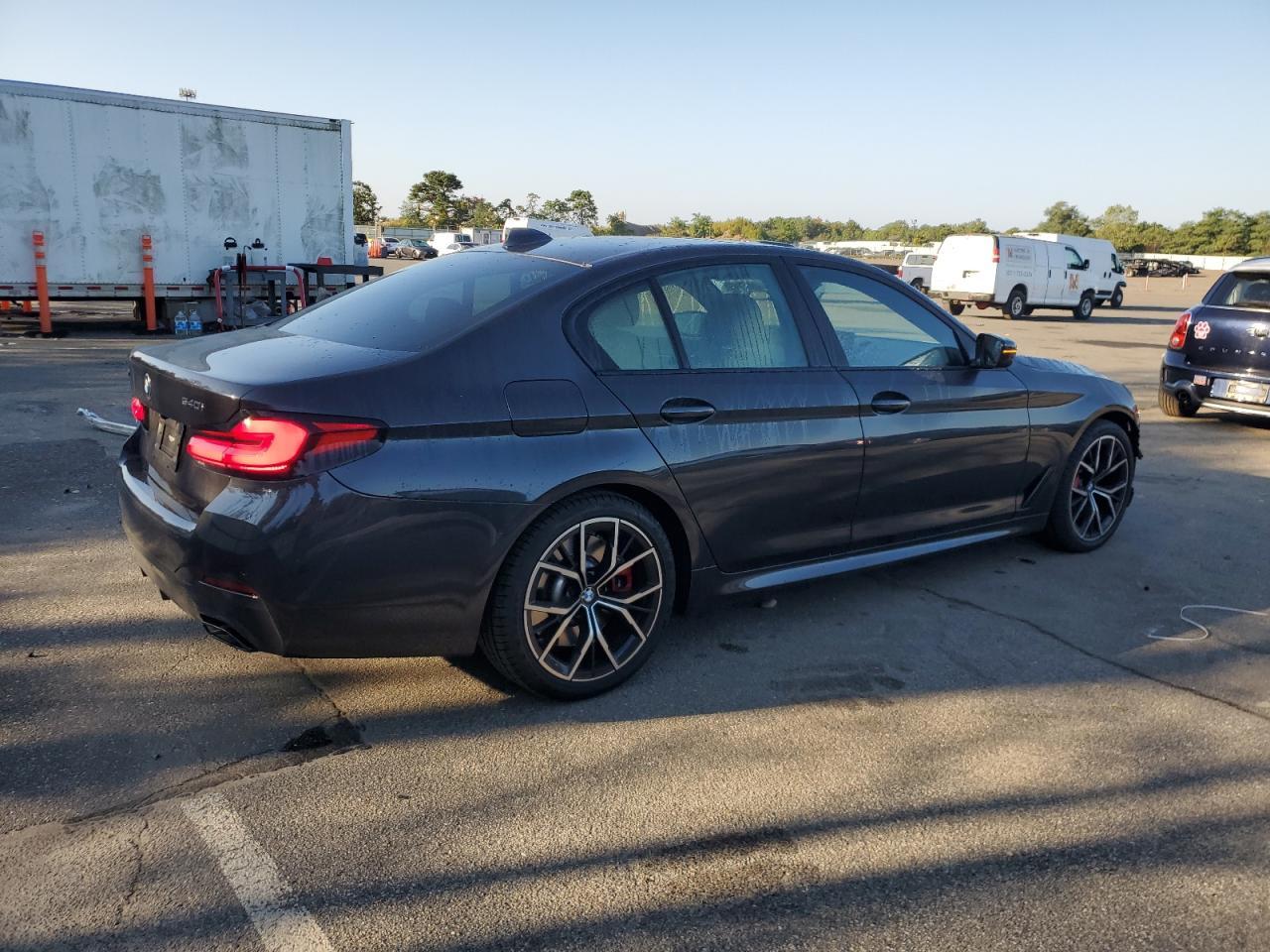 2022 BMW Seria 5 - zdjęcie 3