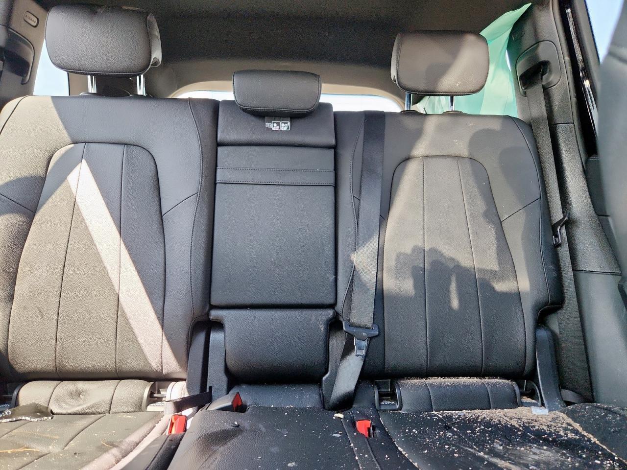 2024 Mercedes-Benz GLB - zdjęcie 10