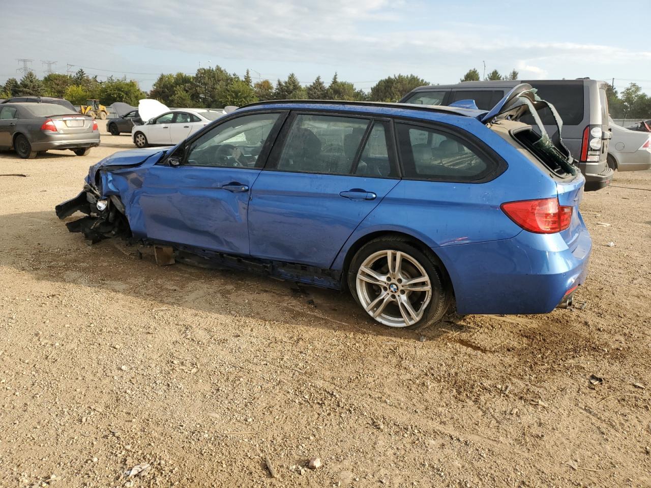 2015 BMW 328 Xi - zdjęcie 2
