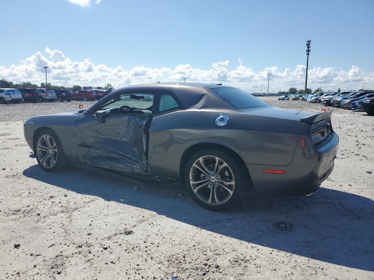 2021 Dodge Challenger R/T - zdjęcie 2