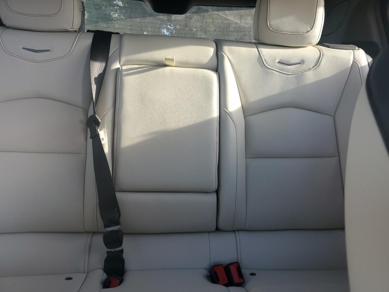 2021 Cadillac XT4 - zdjęcie 10