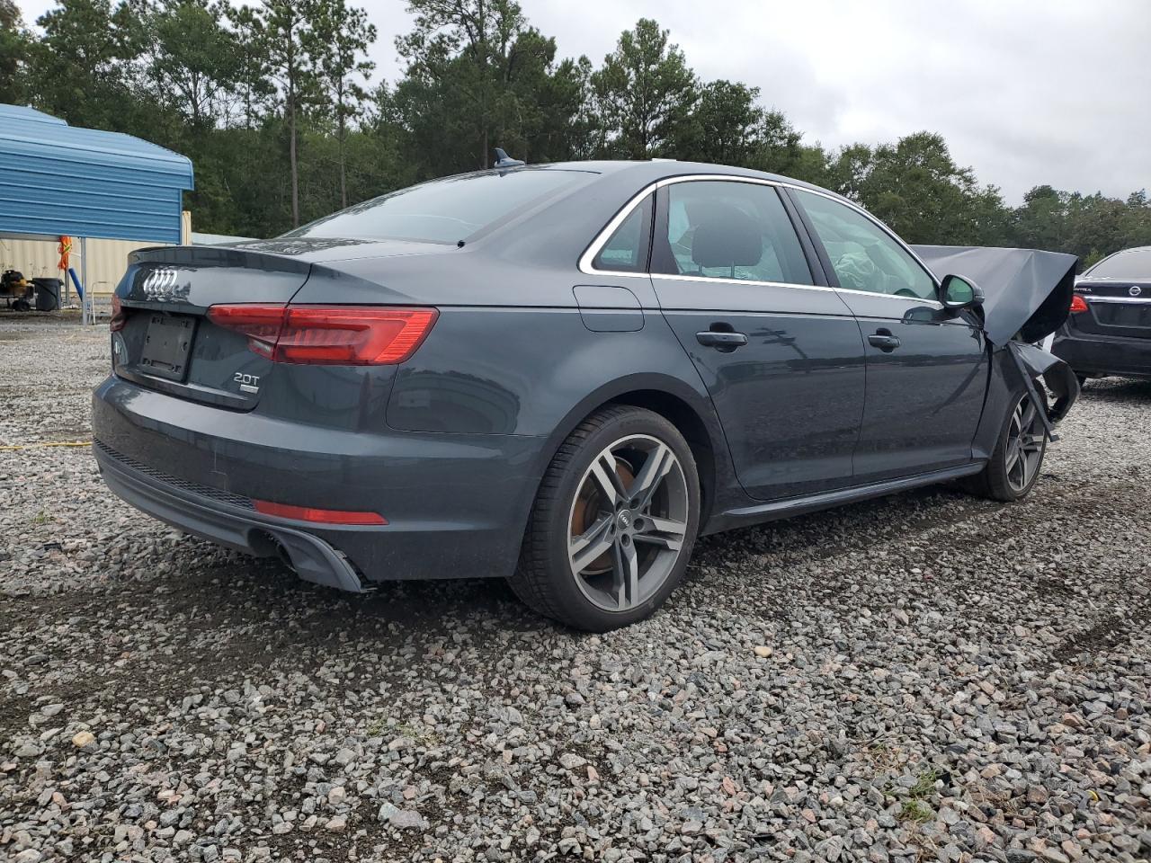 2017 Audi A4 Ultra Premium Plus - zdjęcie 3