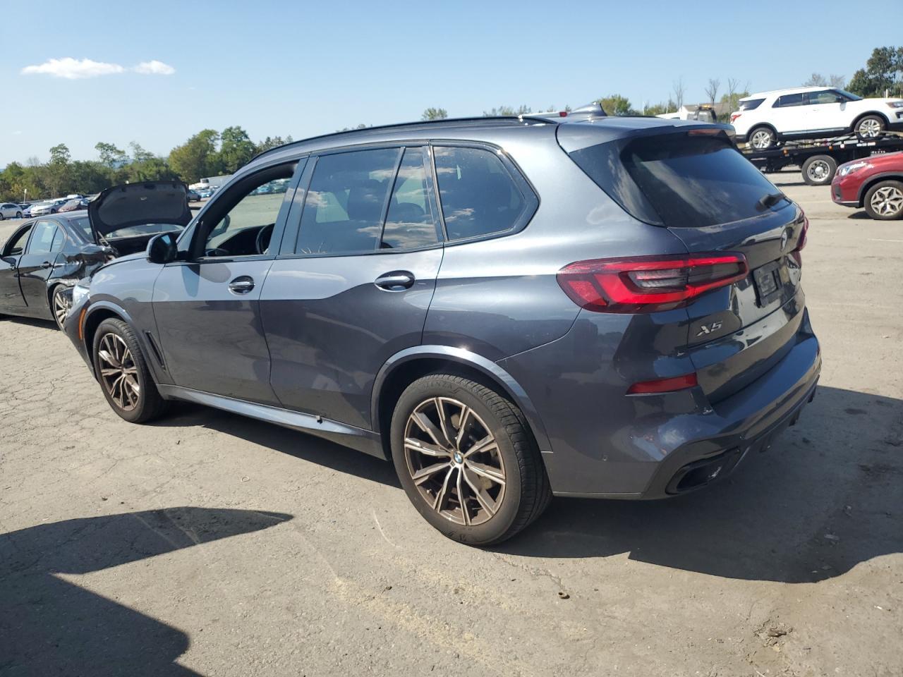 2021 BMW X5 - zdjęcie 2