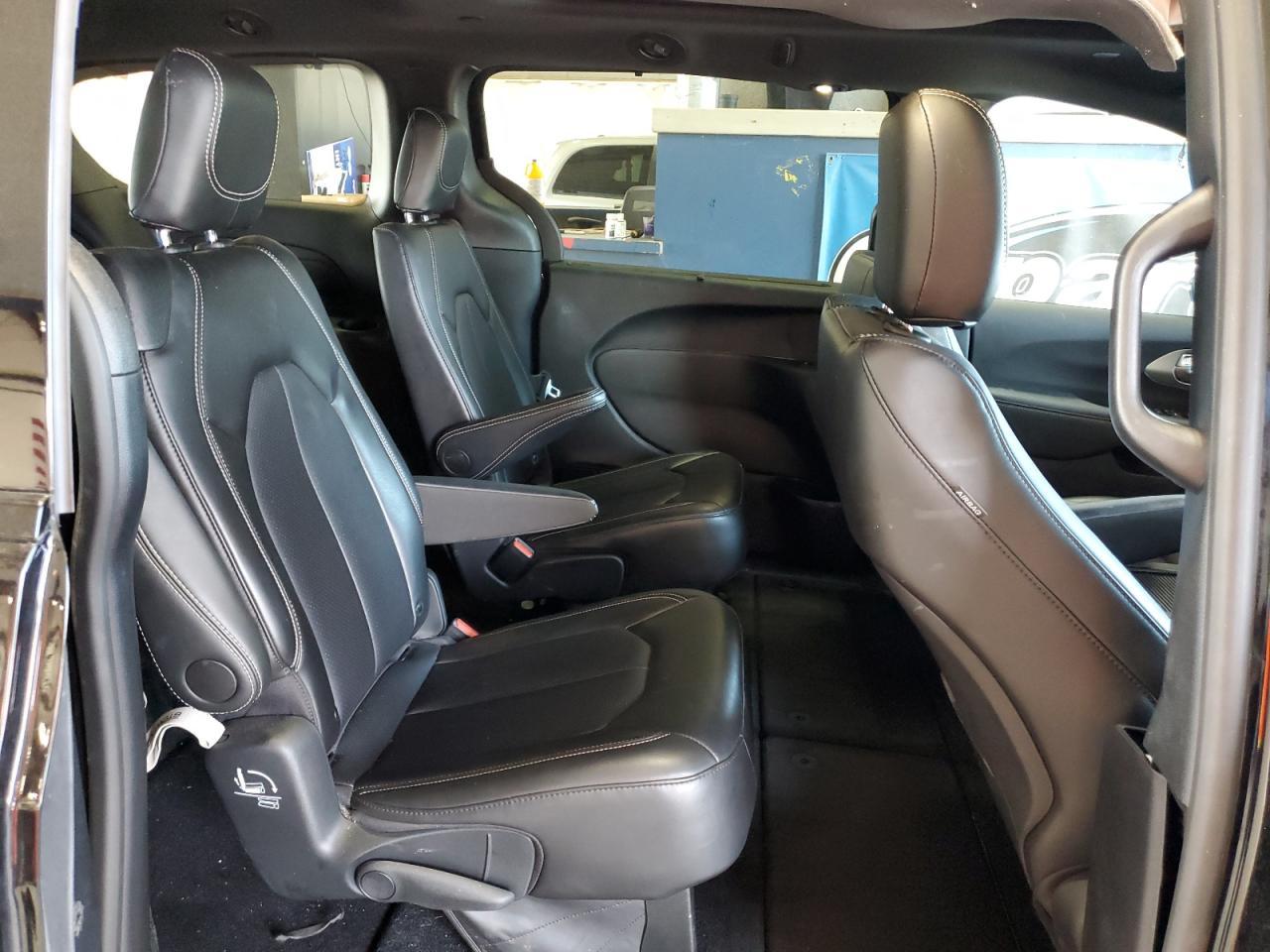 2024 Chrysler Pacifica - zdjęcie 11