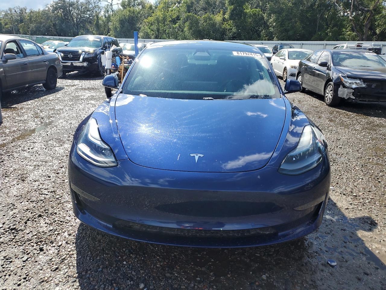2021 Tesla Model 3 - zdjęcie 5
