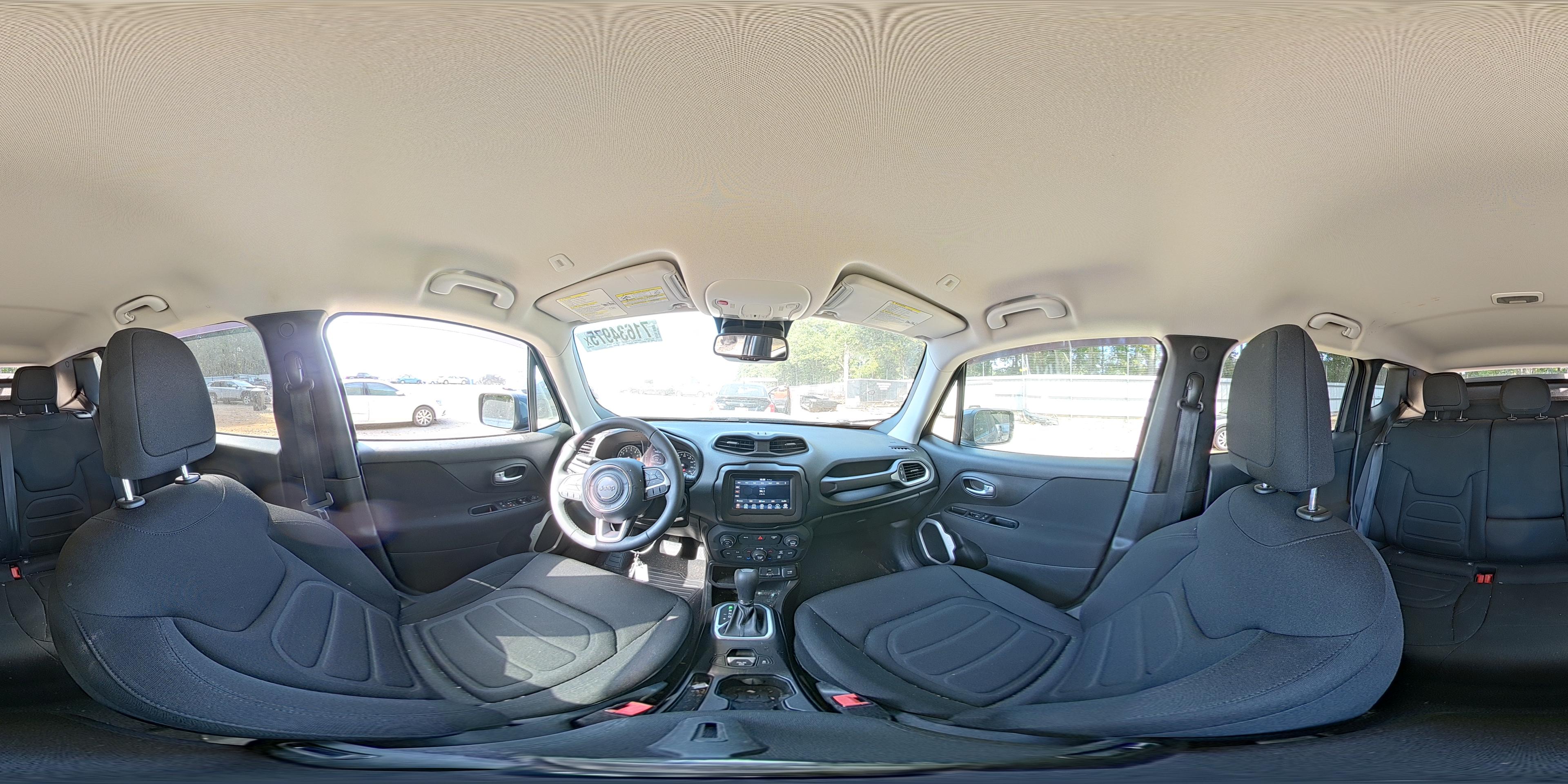 2020 Jeep Renegade Latitude - zdjęcie 15