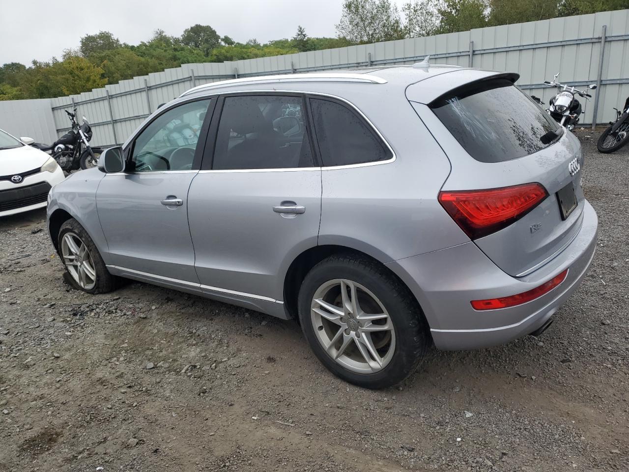 2015 Audi Q5 Premium - zdjęcie 2