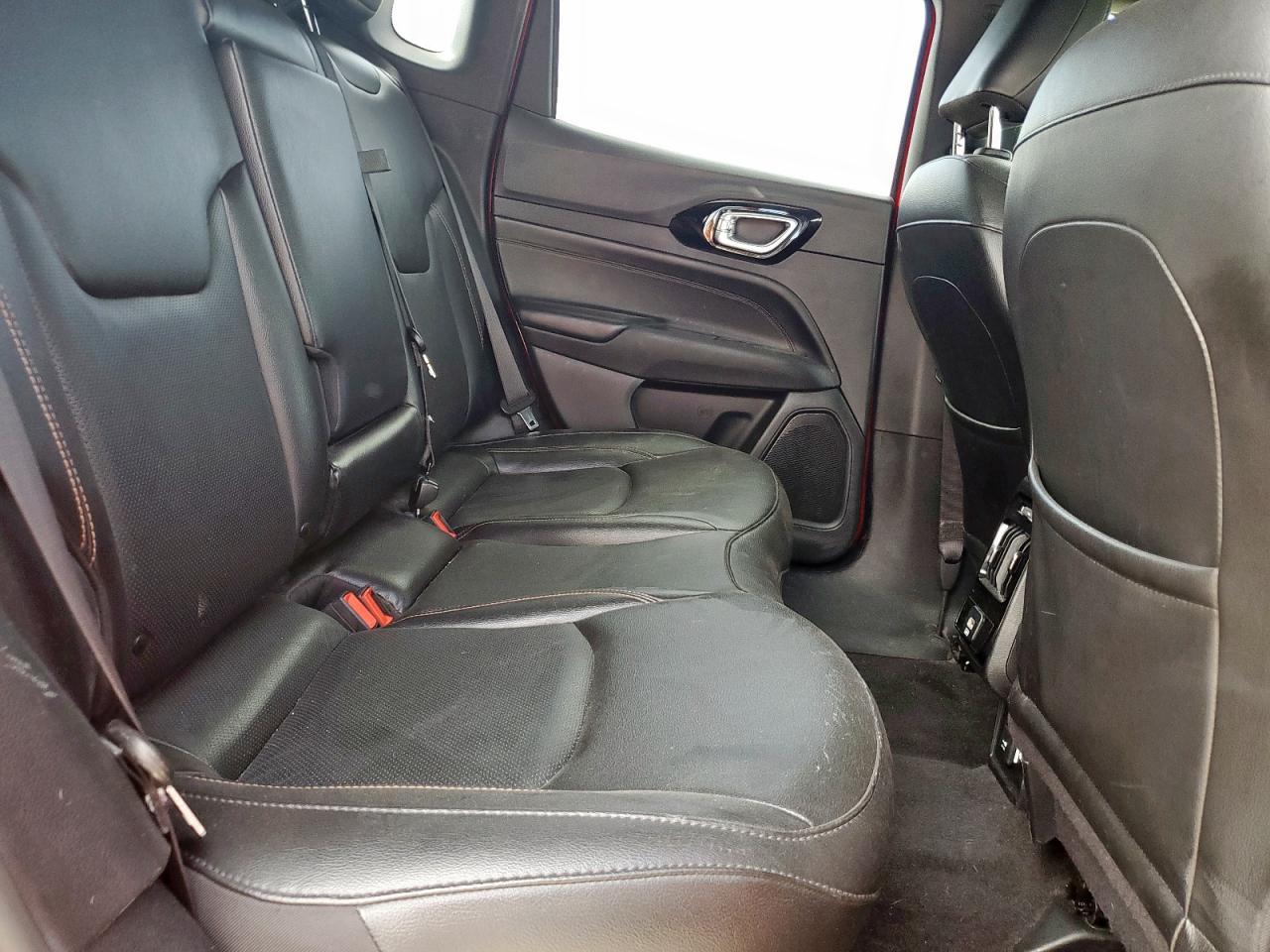 2022 Jeep Compass - zdjęcie 11