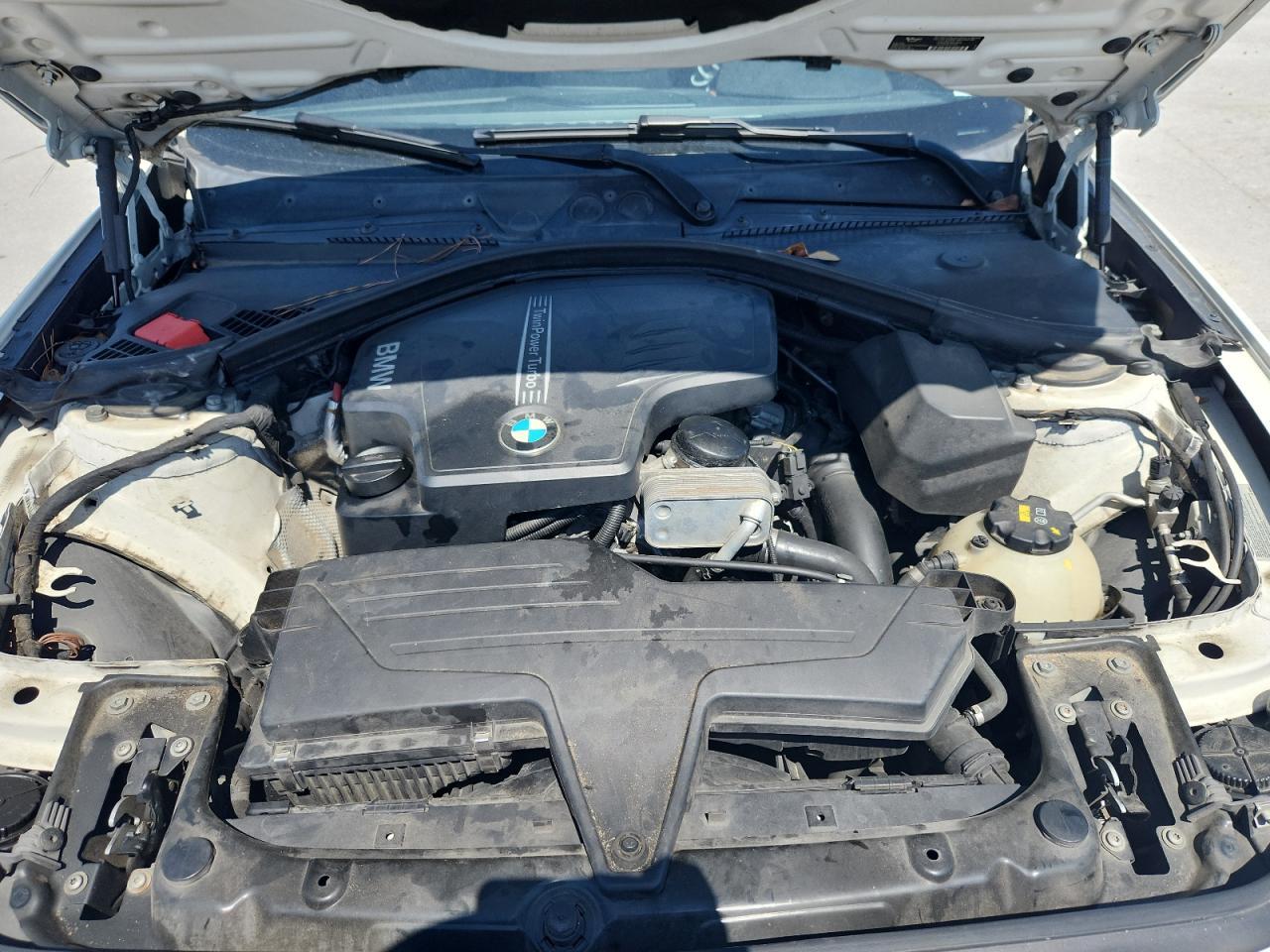 2015 BMW 228 I - zdjęcie 21
