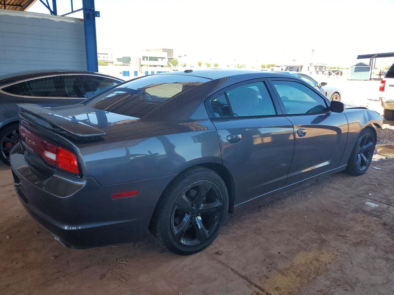 2014 Dodge Charger Sxt - zdjęcie 3