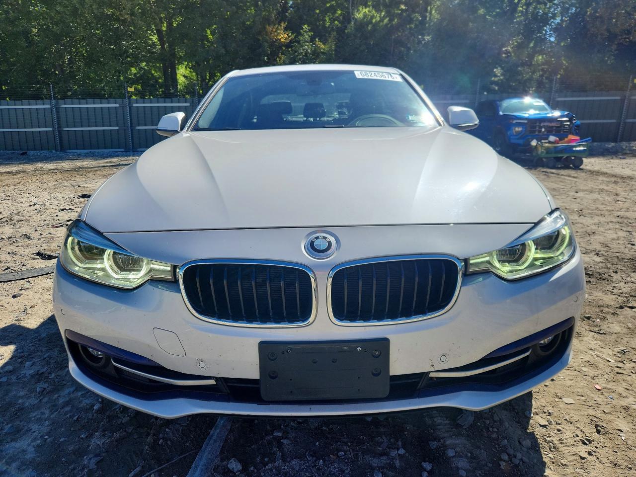 2018 BMW Seria 3 330i - zdjęcie 5