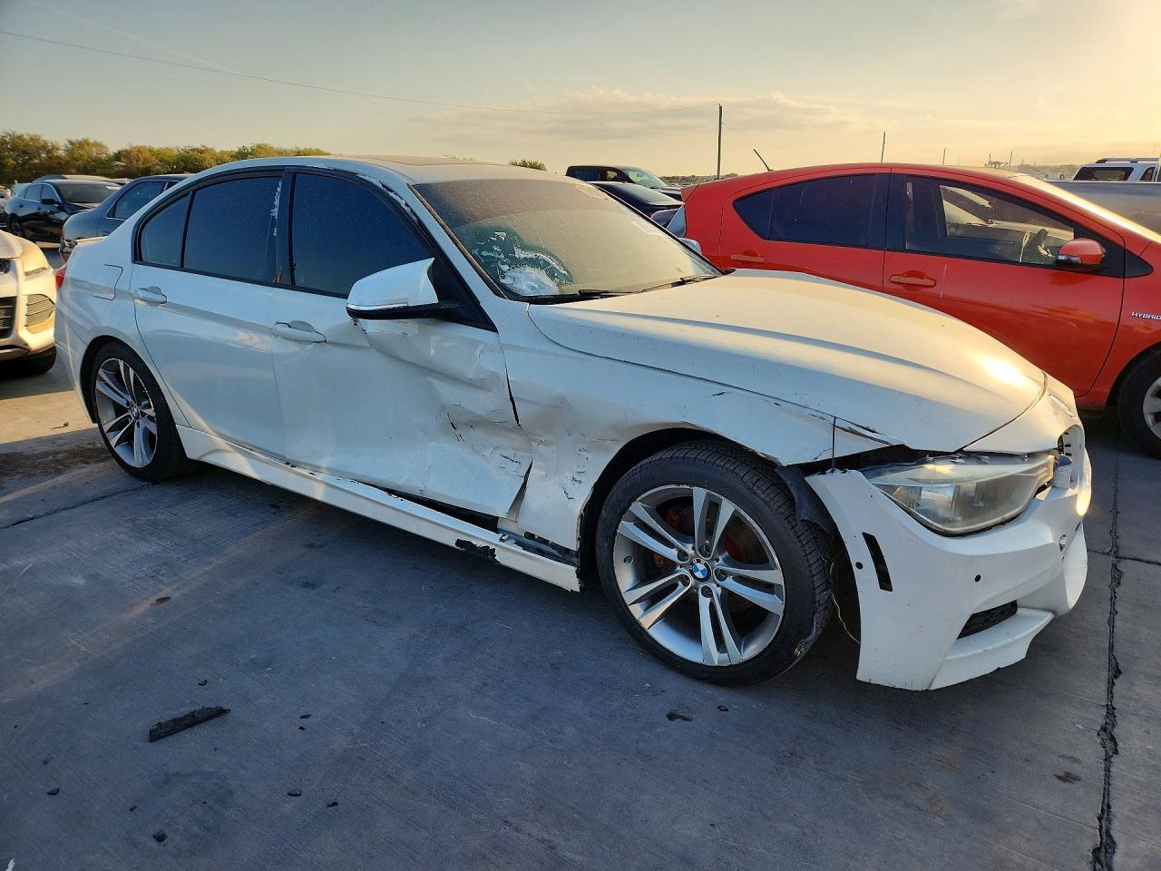2014 BMW 328 I - zdjęcie 4