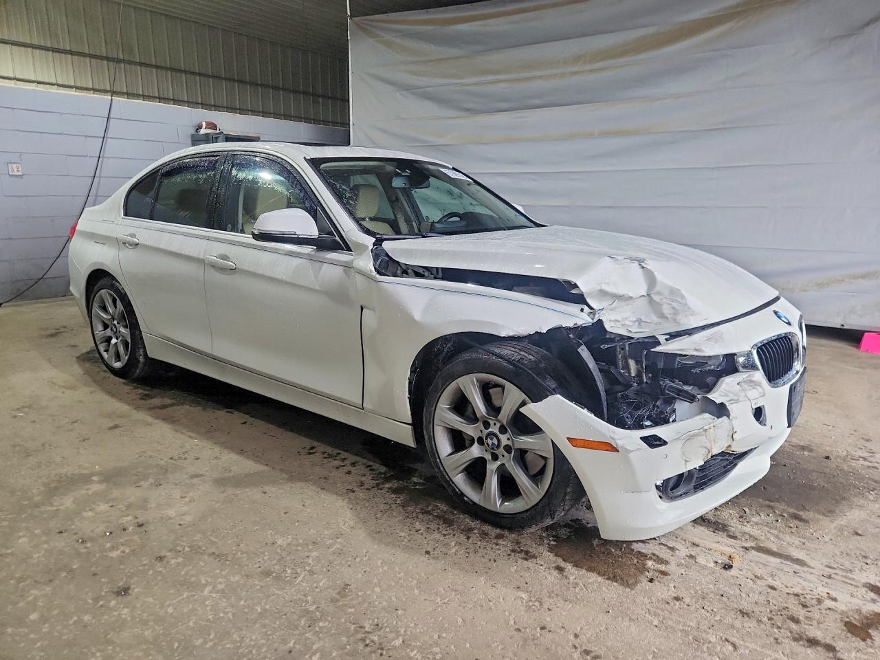 2015 BMW Seria 3 335i - zdjęcie 4