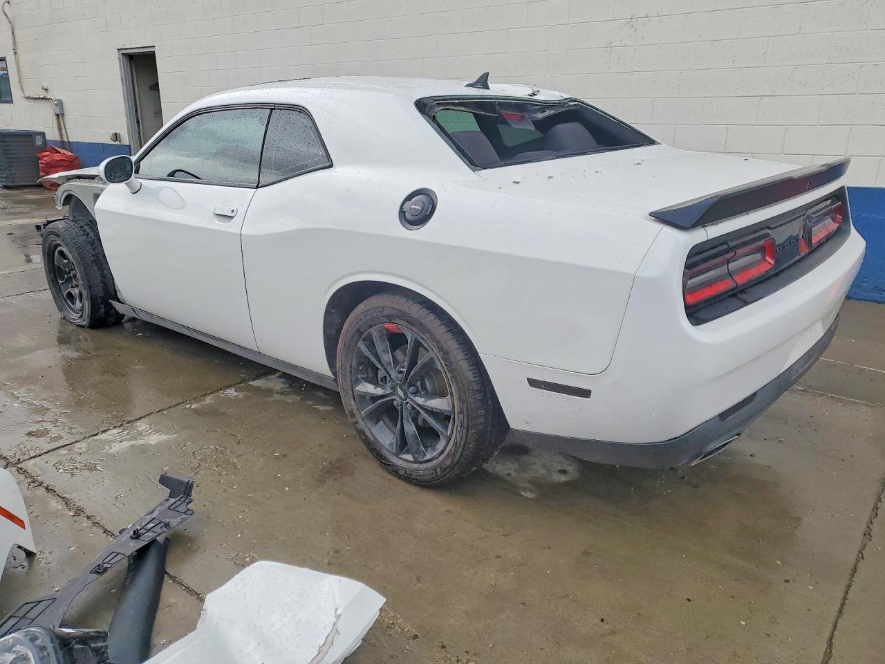 Dodge Challenger - zdjęcie 2