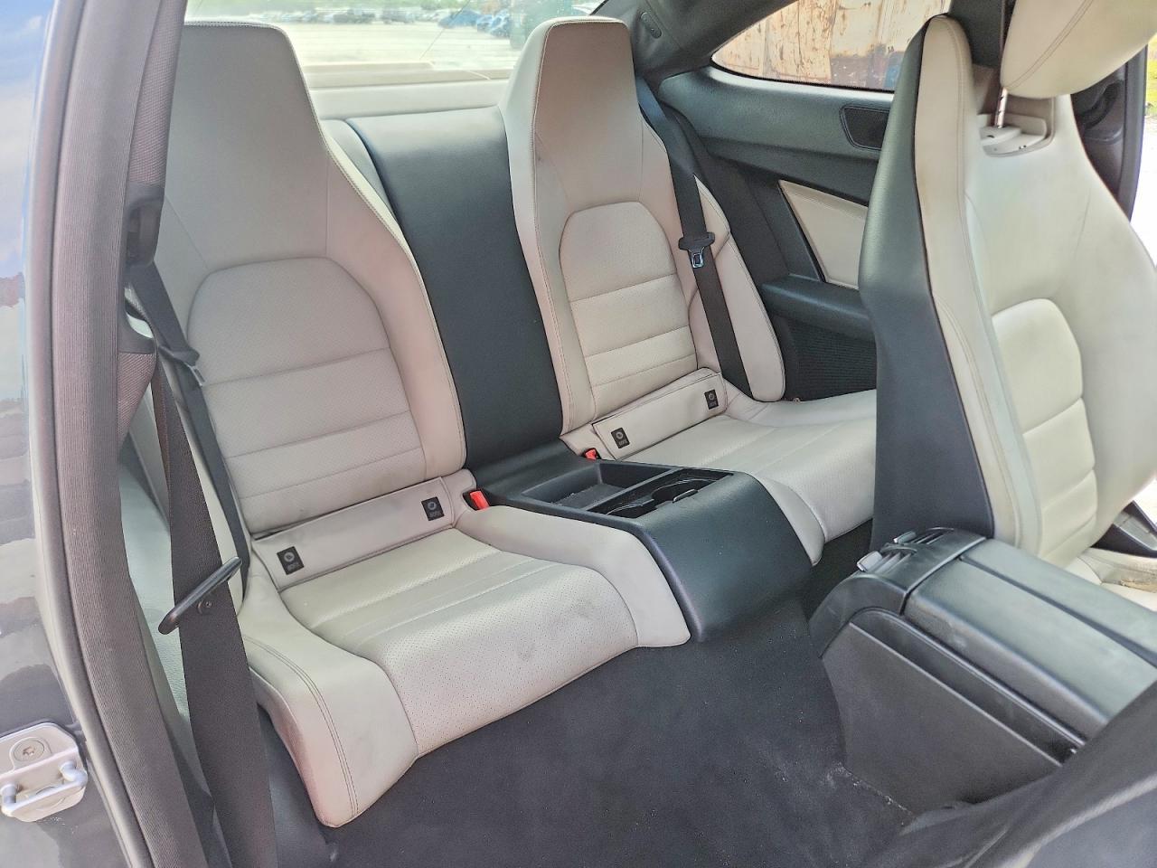 2013 Mercedes-Benz C 250 - zdjęcie 10