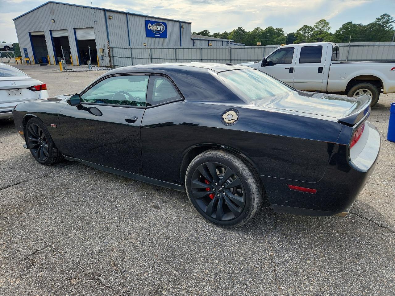 2014 Dodge Challenger Srt-8 - zdjęcie 2