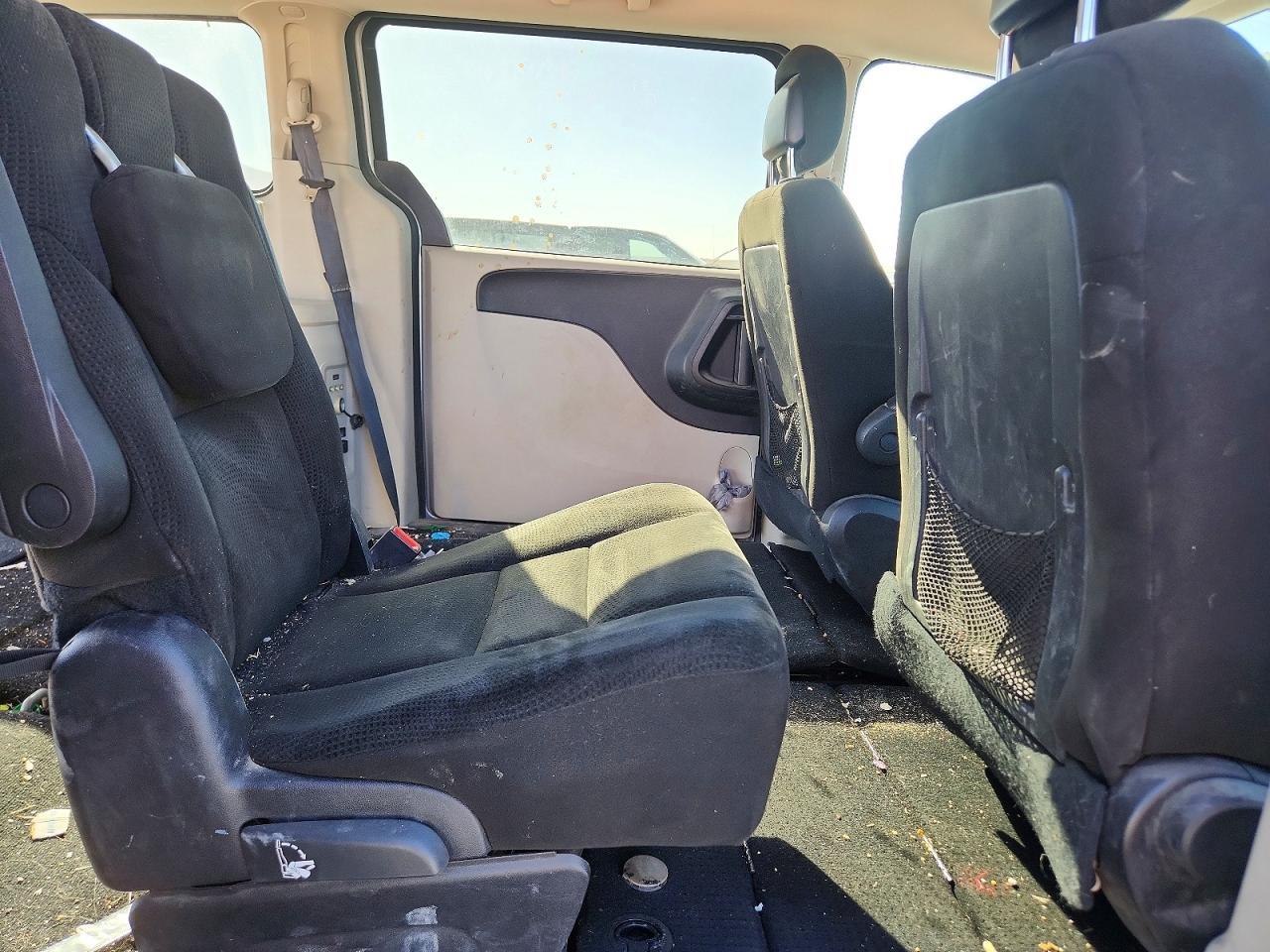 2016 Dodge Grand Caravan Se - zdjęcie 11