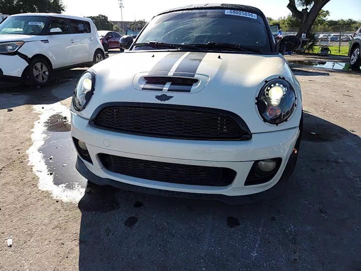 2013 Mini Cooper Coupe S - zdjęcie 14