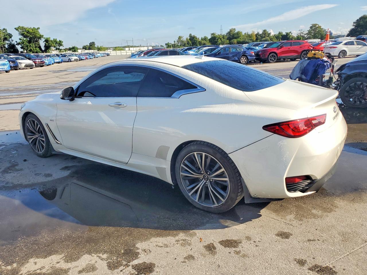 2020 Infiniti Q60 3.0T Luxe - zdjęcie 2