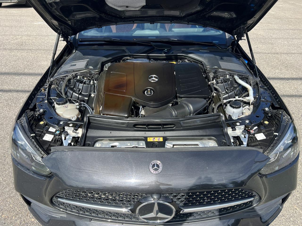 2023 Mercedes-Benz C 300 4Matic - zdjęcie 8