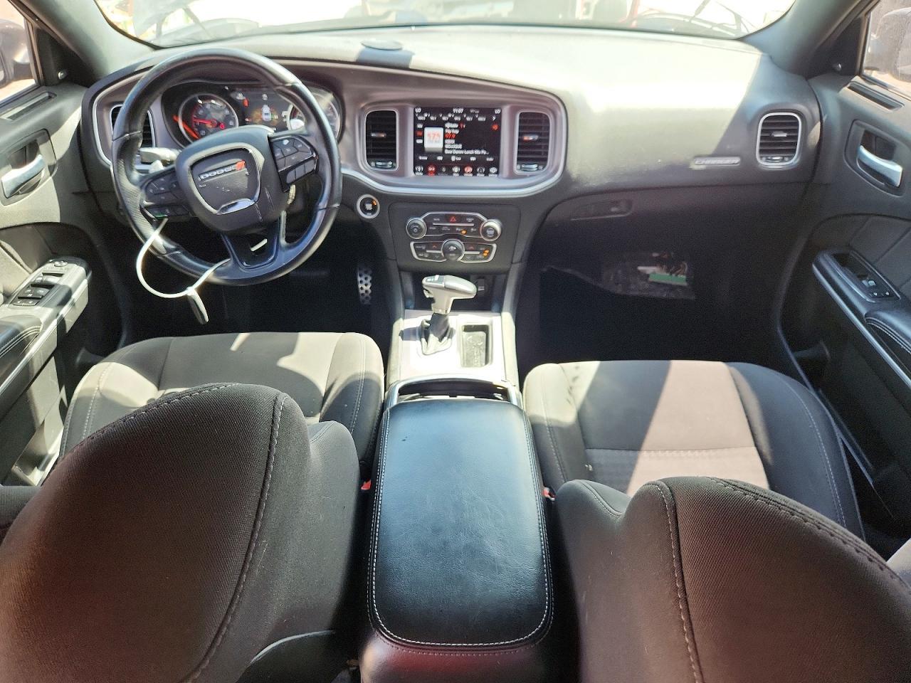 2019 Dodge Charger R/T - zdjęcie 8
