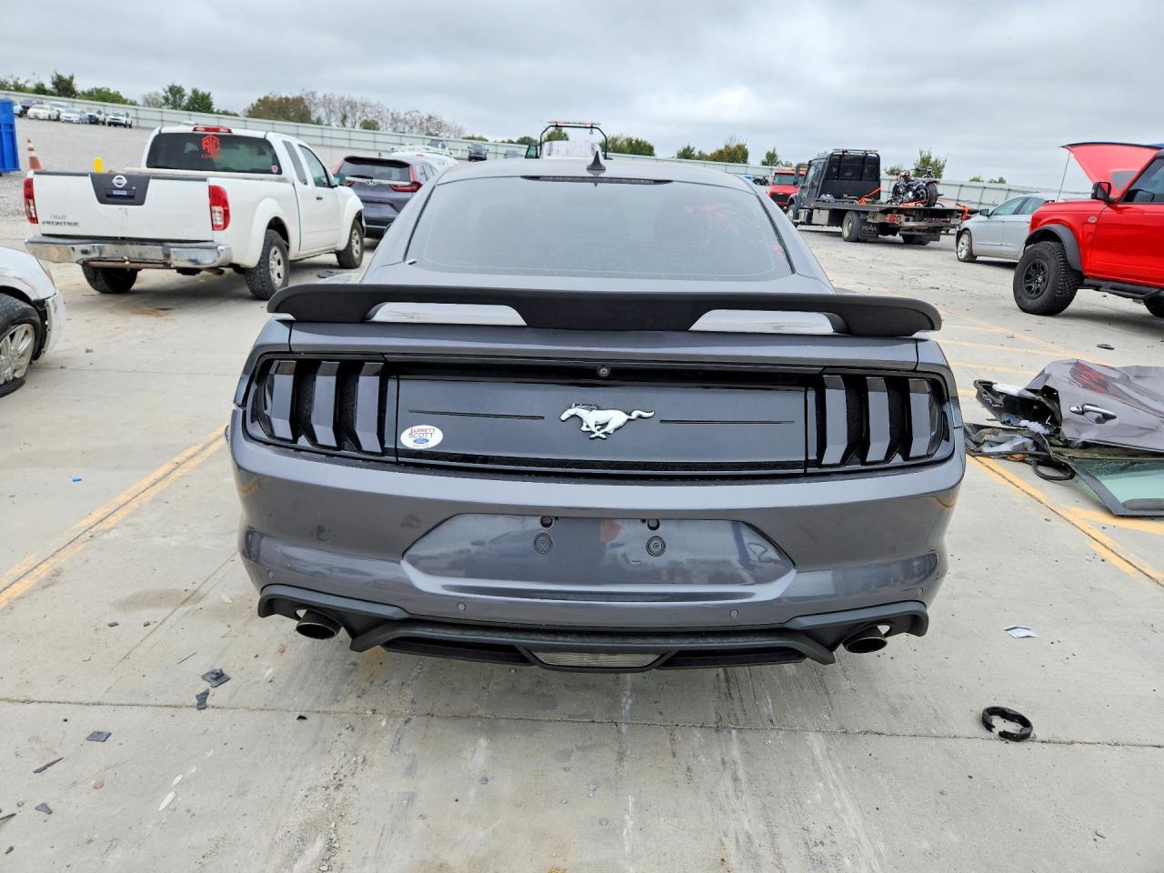 2022 Ford Mustang - zdjęcie 6