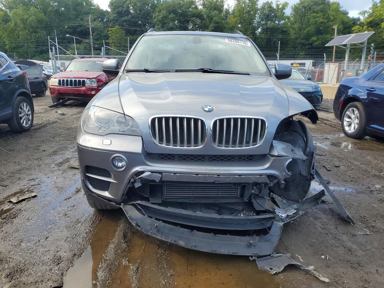 2013 BMW X5 xDrive35I - zdjęcie 5