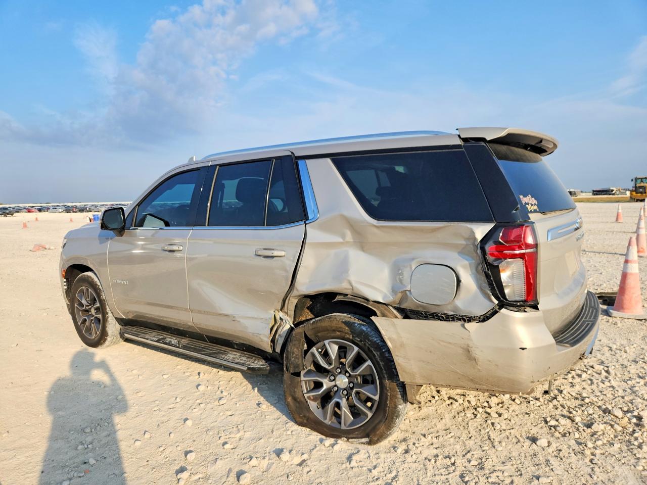 2021 Chevrolet Tahoe C1500 Lt - zdjęcie 2