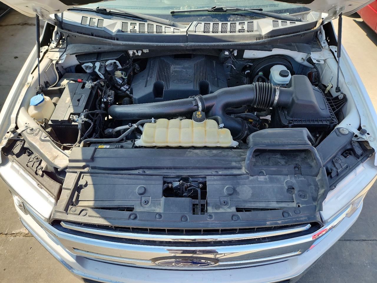 2020 Ford F150 Super Cab - zdjęcie 11