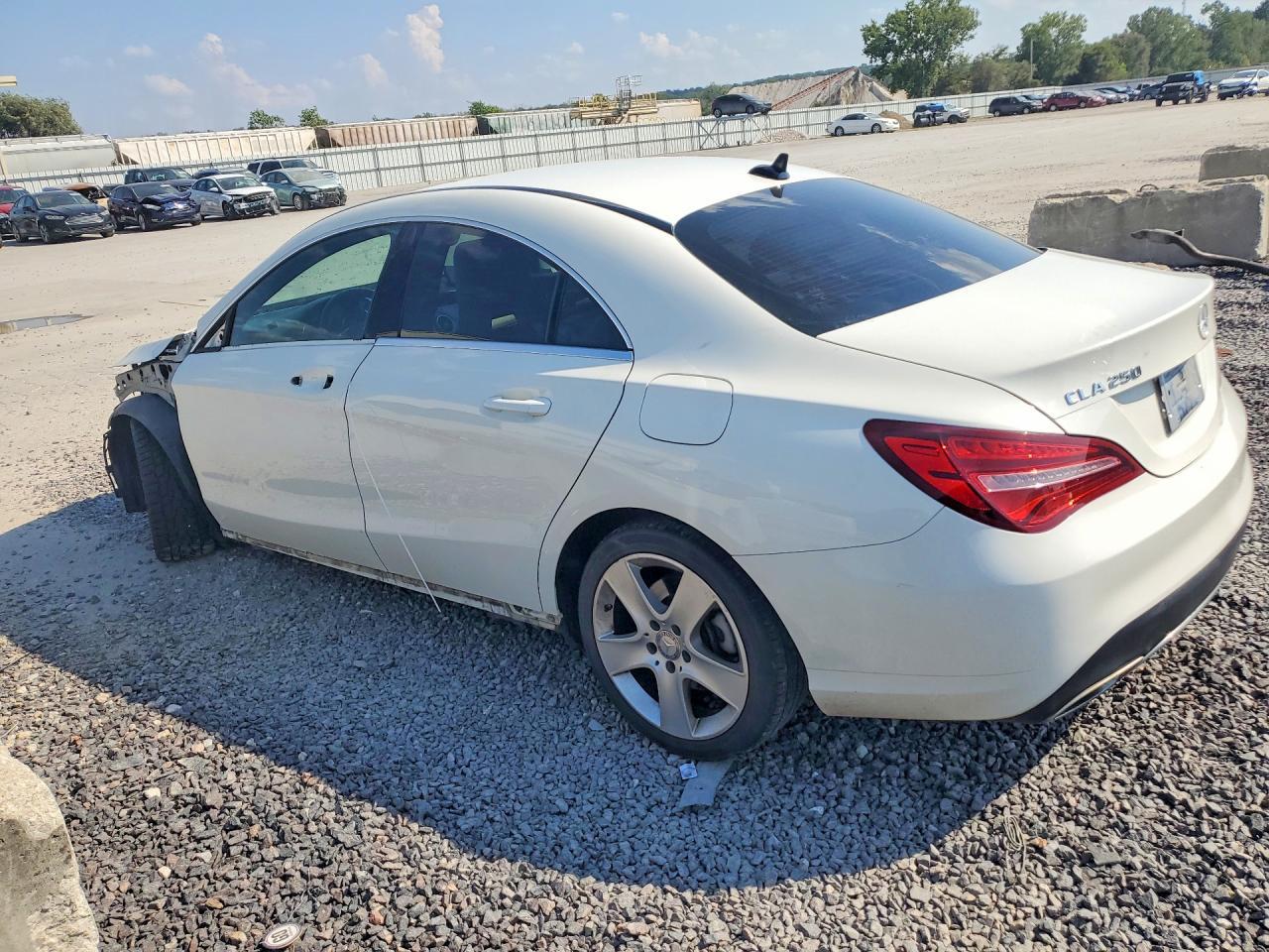 2017 Mercedes-Benz Cla 250 - zdjęcie 2