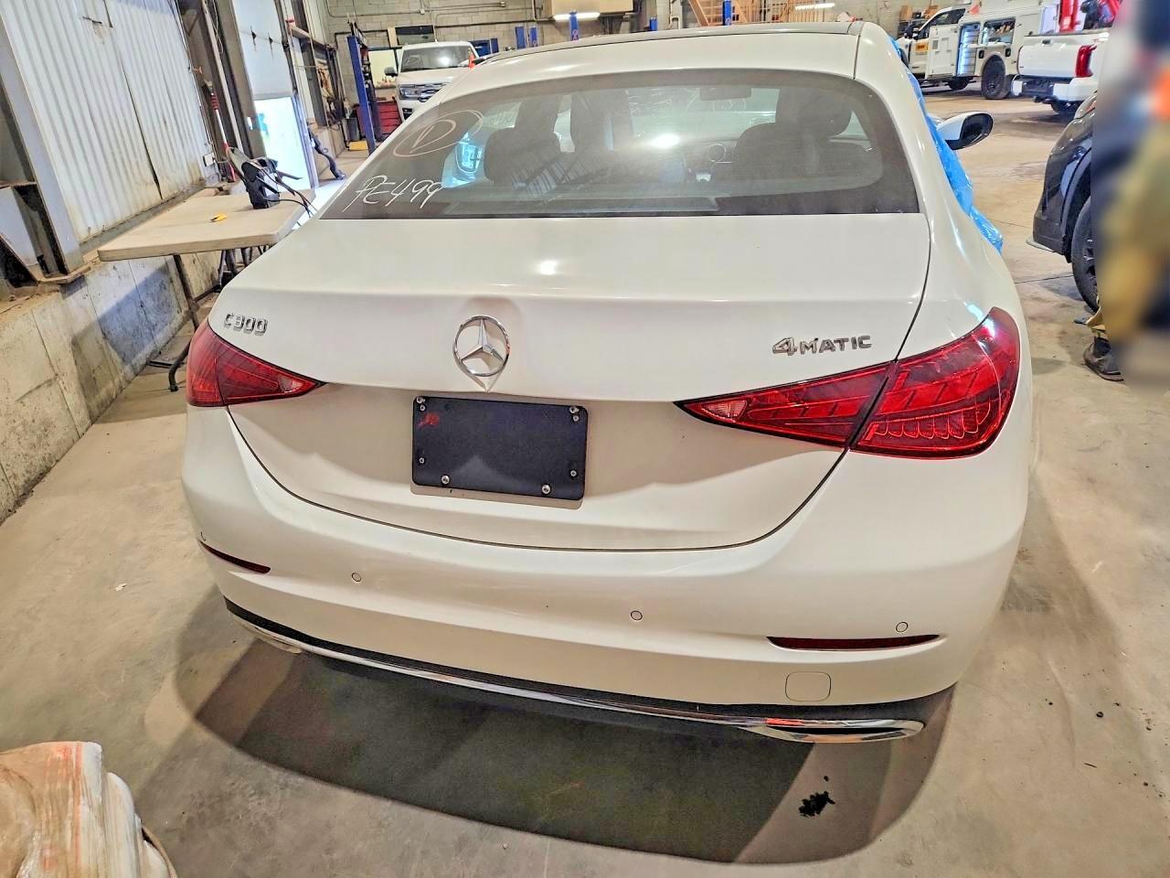 2024 Mercedes-Benz C 300 4Matic - zdjęcie 6